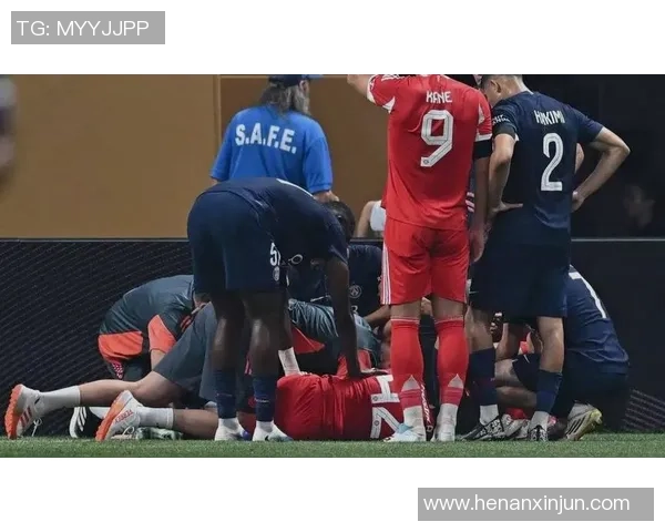 球星挑战足球博主的真实身份揭晓 引发网络热议的背后故事